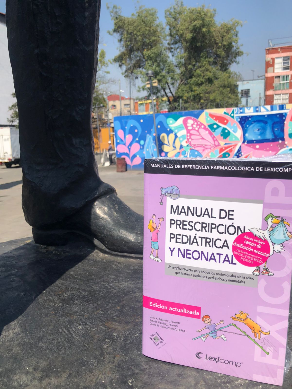 Manual de prescripción pediátrica y neonatal